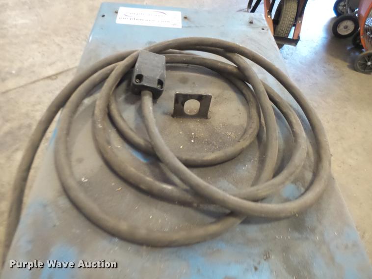 image for item L7191 Miller Dimension 650 power source