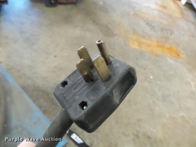 image for item L7191 Miller Dimension 650 power source