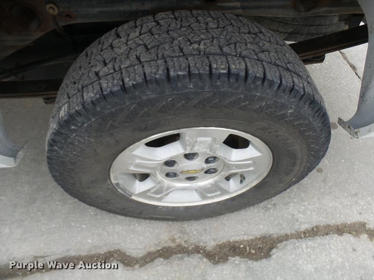 image for item AV9863 2007 Chevrolet Silverado 1500 Crew Cab pickup truck