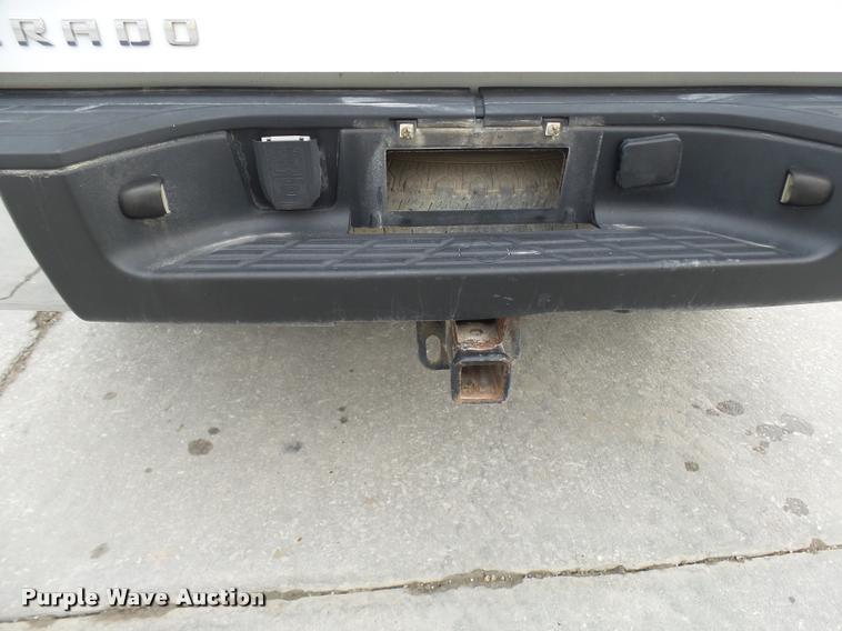 image for item AV9863 2007 Chevrolet Silverado 1500 Crew Cab pickup truck