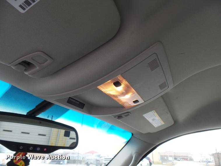 image for item AV9863 2007 Chevrolet Silverado 1500 Crew Cab pickup truck