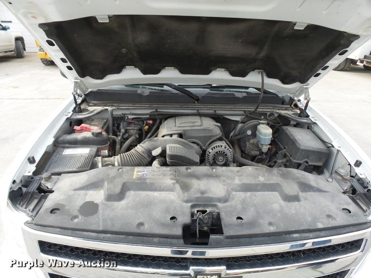 image for item AV9863 2007 Chevrolet Silverado 1500 Crew Cab pickup truck