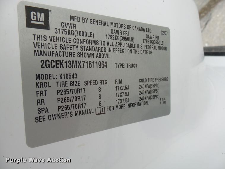 image for item AV9863 2007 Chevrolet Silverado 1500 Crew Cab pickup truck