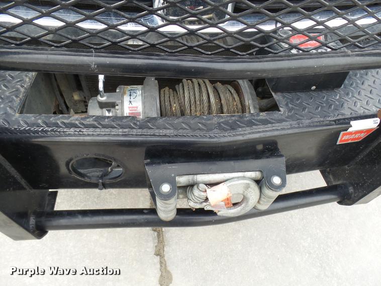 image for item AV9864 2011 Dodge Ram 5500 HD bucket truck