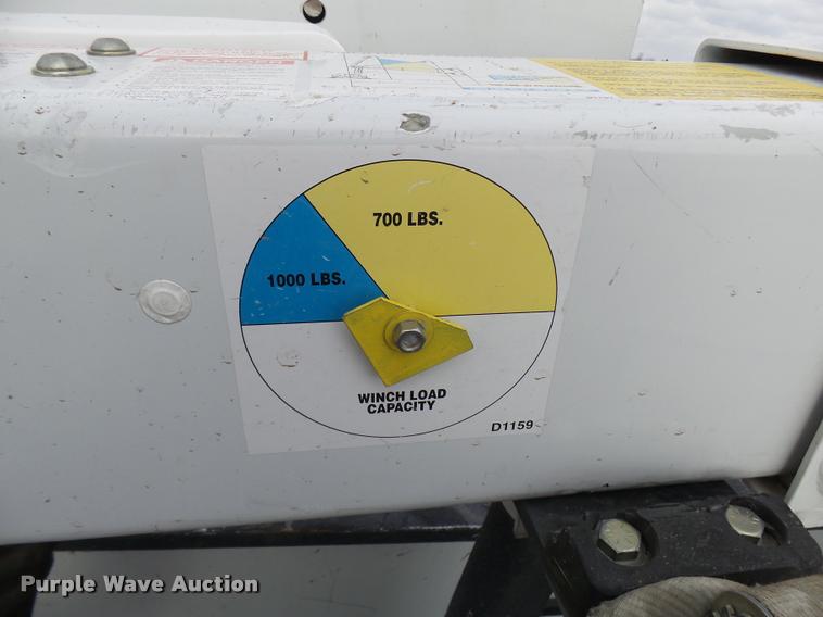 image for item AV9864 2011 Dodge Ram 5500 HD bucket truck