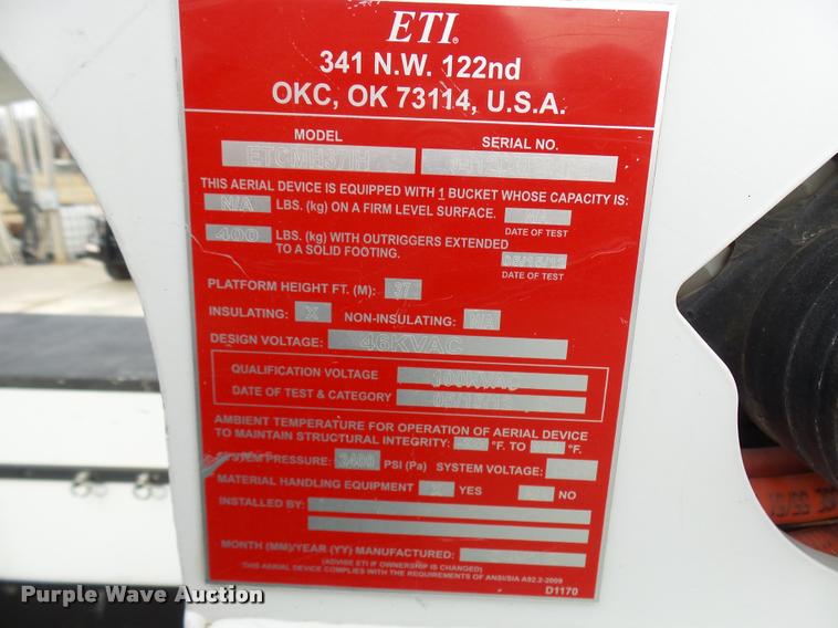 image for item AV9865 2012 Dodge Ram 5500 HD bucket truck