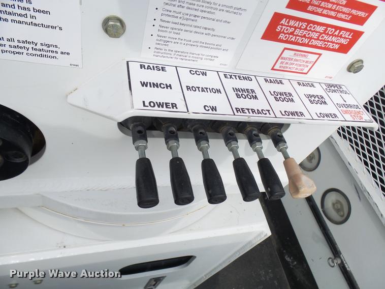 image for item AV9865 2012 Dodge Ram 5500 HD bucket truck