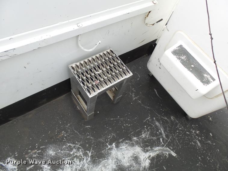 image for item AV9865 2012 Dodge Ram 5500 HD bucket truck