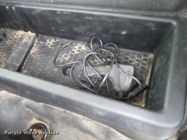 image for item AV9865 2012 Dodge Ram 5500 HD bucket truck