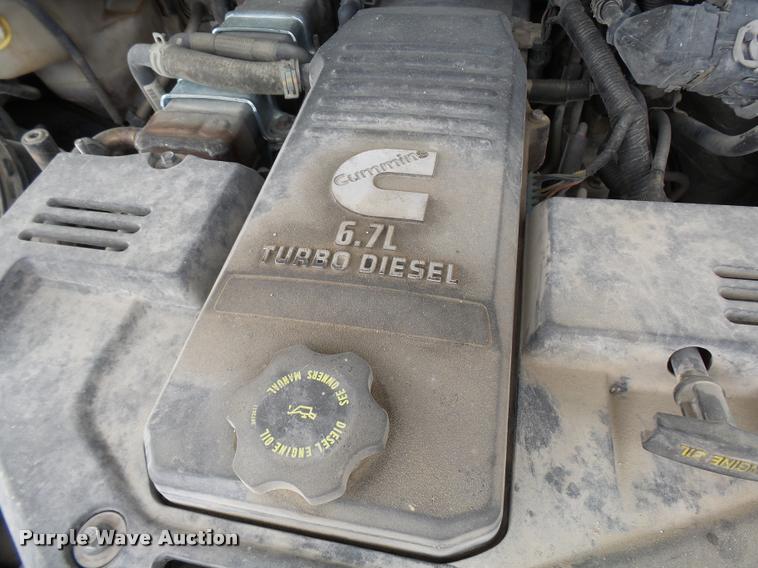 image for item AV9865 2012 Dodge Ram 5500 HD bucket truck