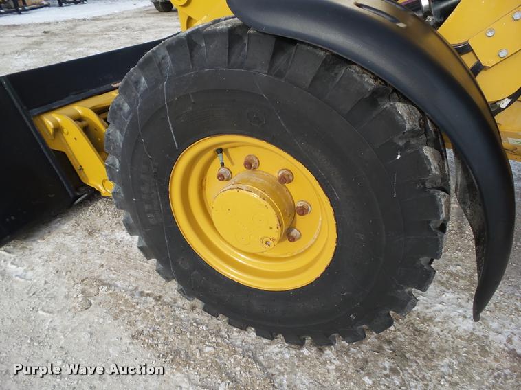image for item BZ9977 2011 Caterpillar 906H wheel loader