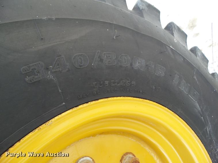 image for item BZ9977 2011 Caterpillar 906H wheel loader