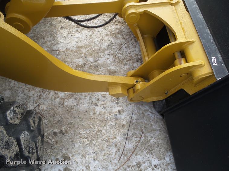 image for item BZ9977 2011 Caterpillar 906H wheel loader