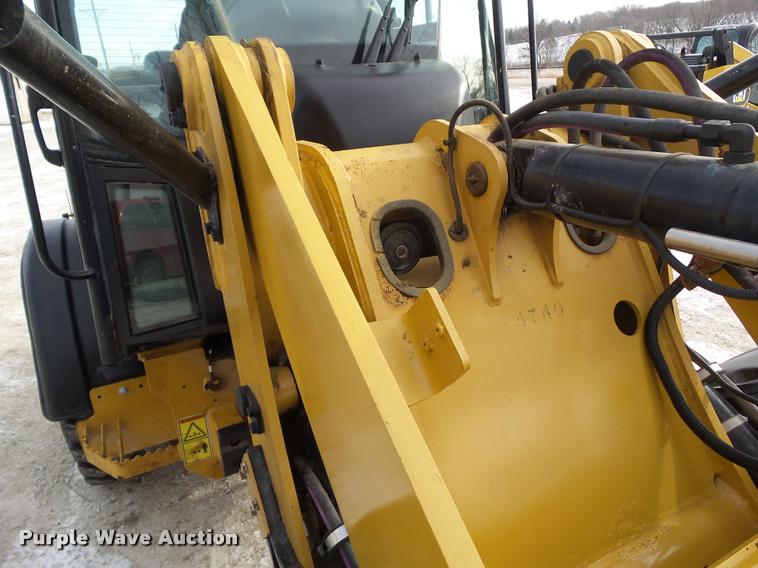 image for item BZ9977 2011 Caterpillar 906H wheel loader