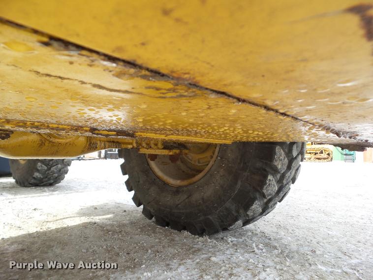 image for item BZ9977 2011 Caterpillar 906H wheel loader