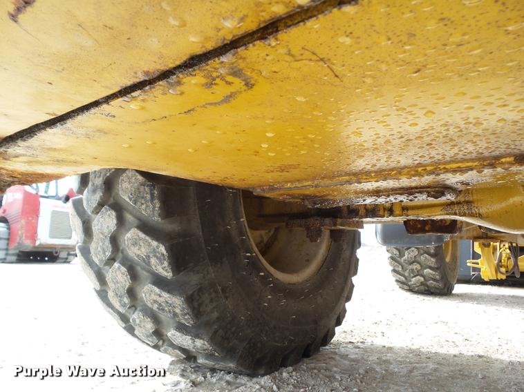 image for item BZ9977 2011 Caterpillar 906H wheel loader