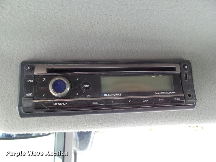 image for item BZ9977 2011 Caterpillar 906H wheel loader