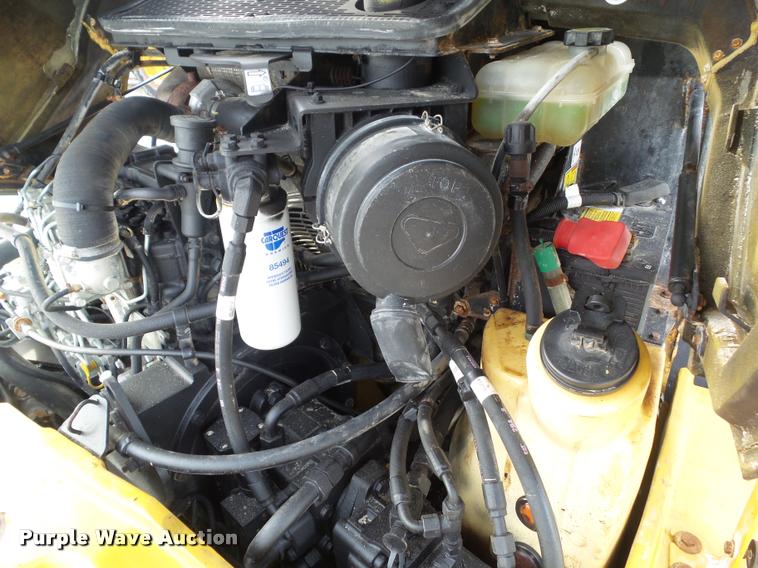 image for item BZ9977 2011 Caterpillar 906H wheel loader