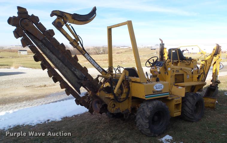 image for item BZ9982 1992 Vermeer V4750 trencher