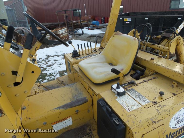 image for item BZ9982 1992 Vermeer V4750 trencher