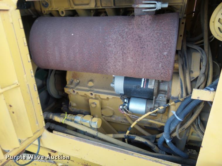 image for item BZ9982 1992 Vermeer V4750 trencher