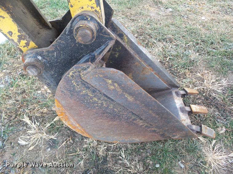 image for item BZ9982 1992 Vermeer V4750 trencher