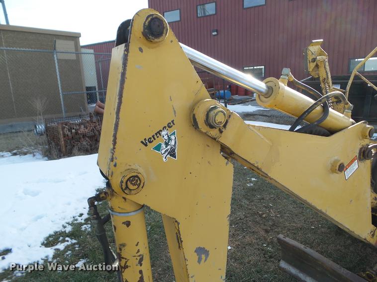 image for item BZ9982 1992 Vermeer V4750 trencher
