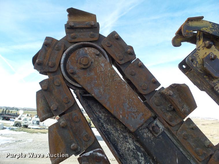 image for item BZ9982 1992 Vermeer V4750 trencher