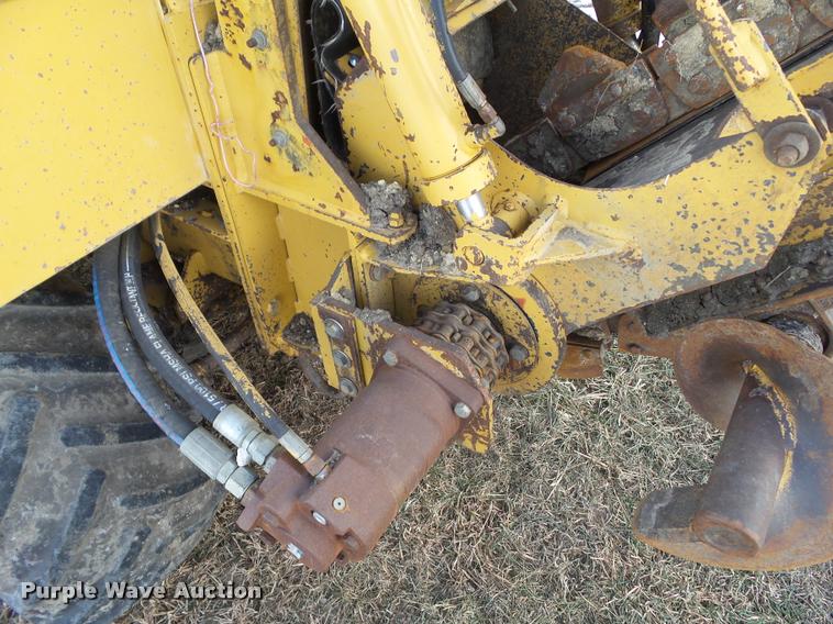 image for item BZ9982 1992 Vermeer V4750 trencher