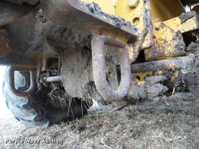 image for item BZ9982 1992 Vermeer V4750 trencher