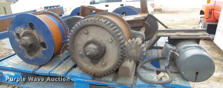 image for item CA9353 Heartland Products Budgit overhead hoist