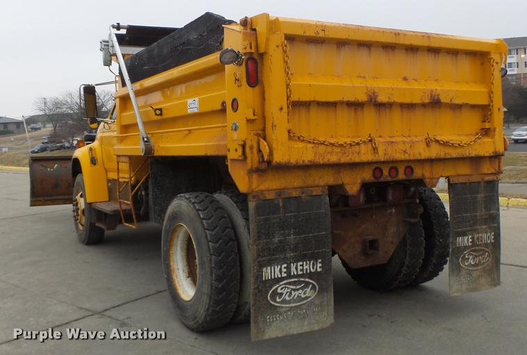 image for item DA3252 1998 Ford F800 Super Duty dump truck