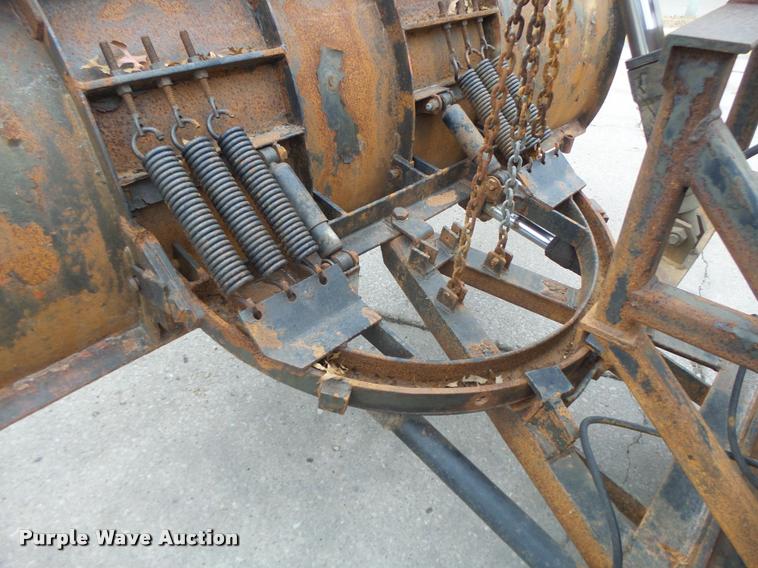 image for item DA3252 1998 Ford F800 Super Duty dump truck