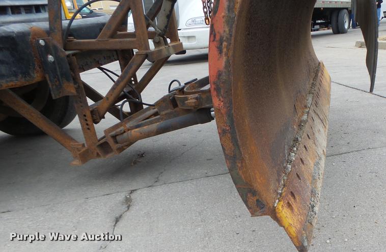 image for item DA3252 1998 Ford F800 Super Duty dump truck