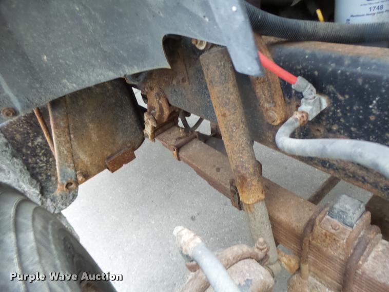 image for item DA3252 1998 Ford F800 Super Duty dump truck