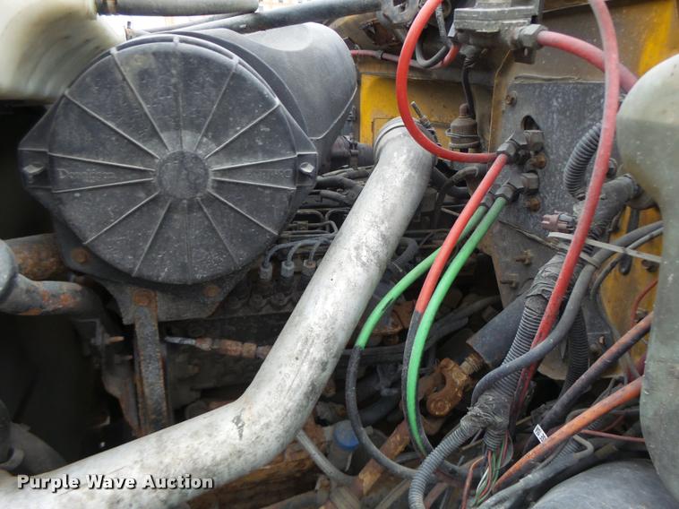 image for item DA3252 1998 Ford F800 Super Duty dump truck