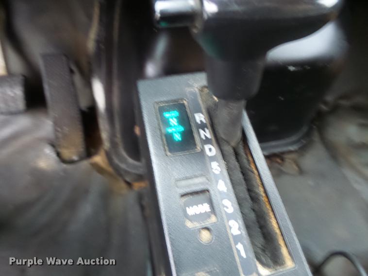 image for item DA3252 1998 Ford F800 Super Duty dump truck