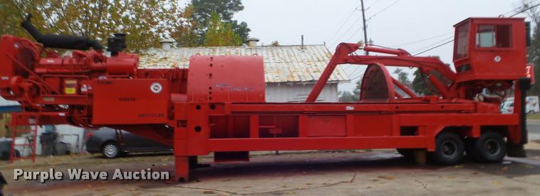 image for item DA5107 1990 Morbark waste grinder