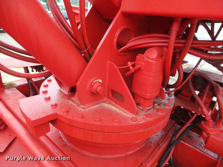 image for item DA5107 1990 Morbark waste grinder