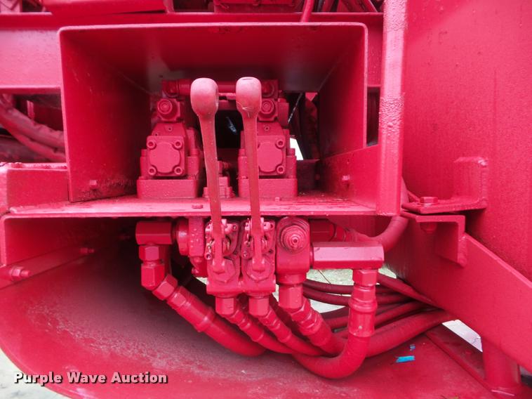 image for item DA5107 1990 Morbark waste grinder