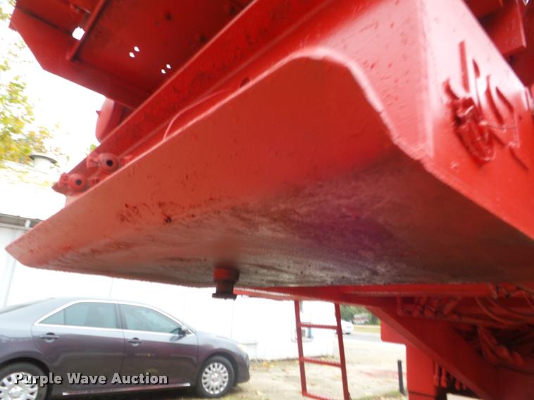 image for item DA5107 1990 Morbark waste grinder