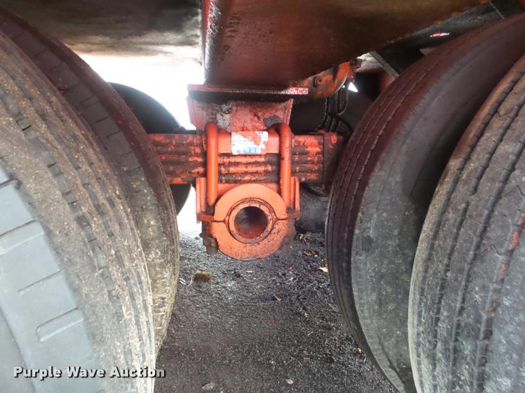 image for item DA5107 1990 Morbark waste grinder