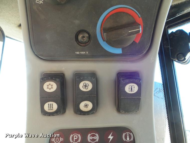 image for item DA5238 2007 Caterpillar 962H wheel loader