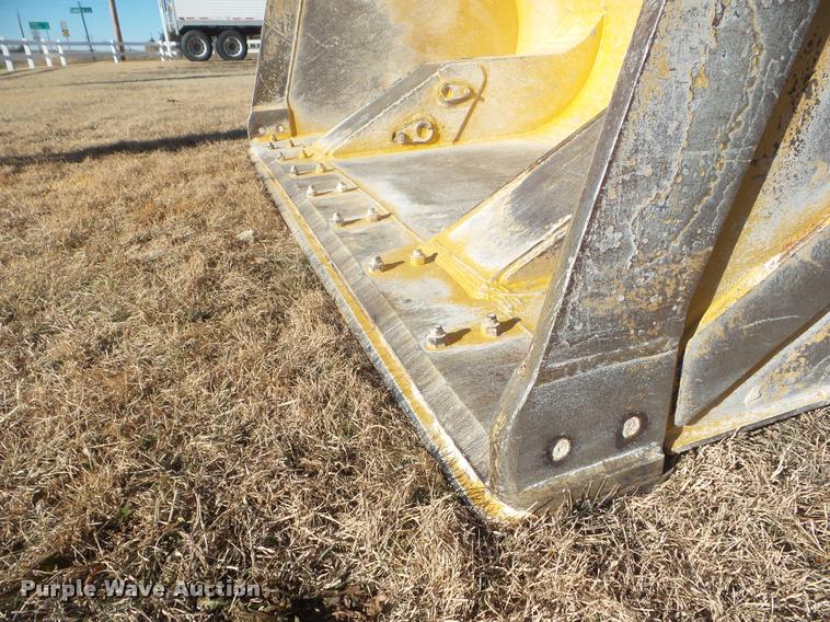 image for item DA5238 2007 Caterpillar 962H wheel loader