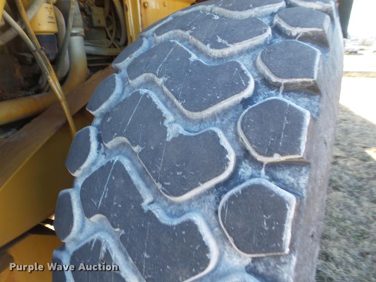 image for item DA5238 2007 Caterpillar 962H wheel loader