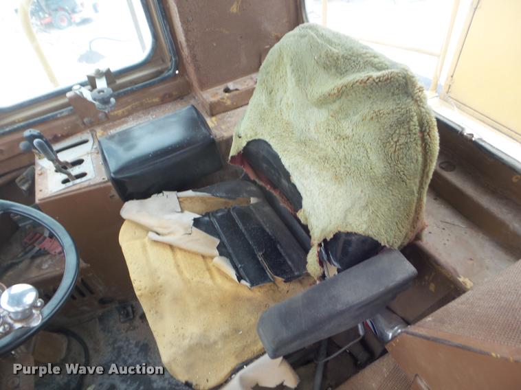 image for item DA5247 1981 Caterpillar 988B wheel loader