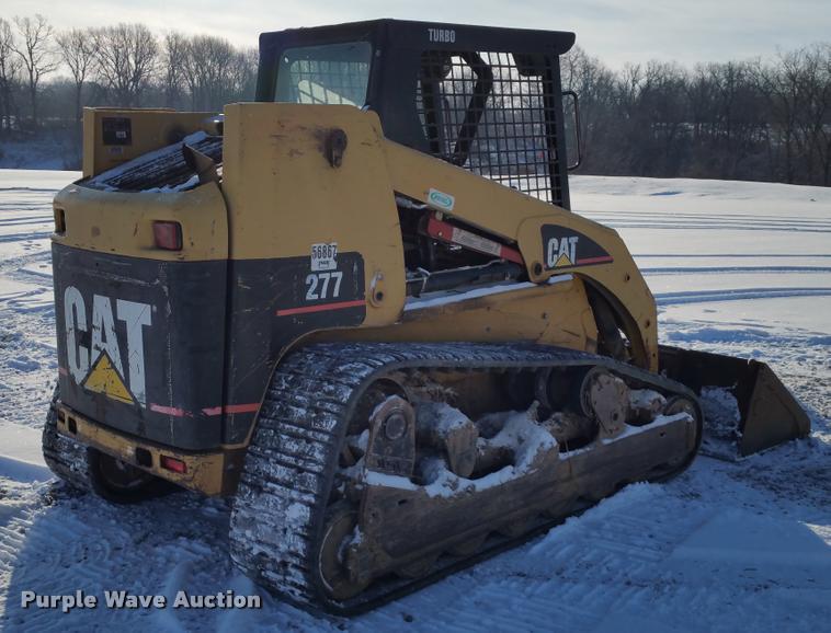 image for item DA5825 2004 Caterpillar 277 skid steer