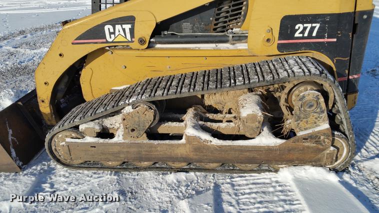 image for item DA5825 2004 Caterpillar 277 skid steer