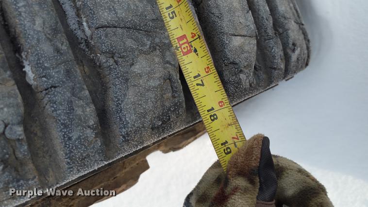 image for item DA5825 2004 Caterpillar 277 skid steer