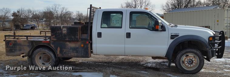 image for item DA5829 2008 Ford F450 Super Duty Crew Cab flatbed truck
